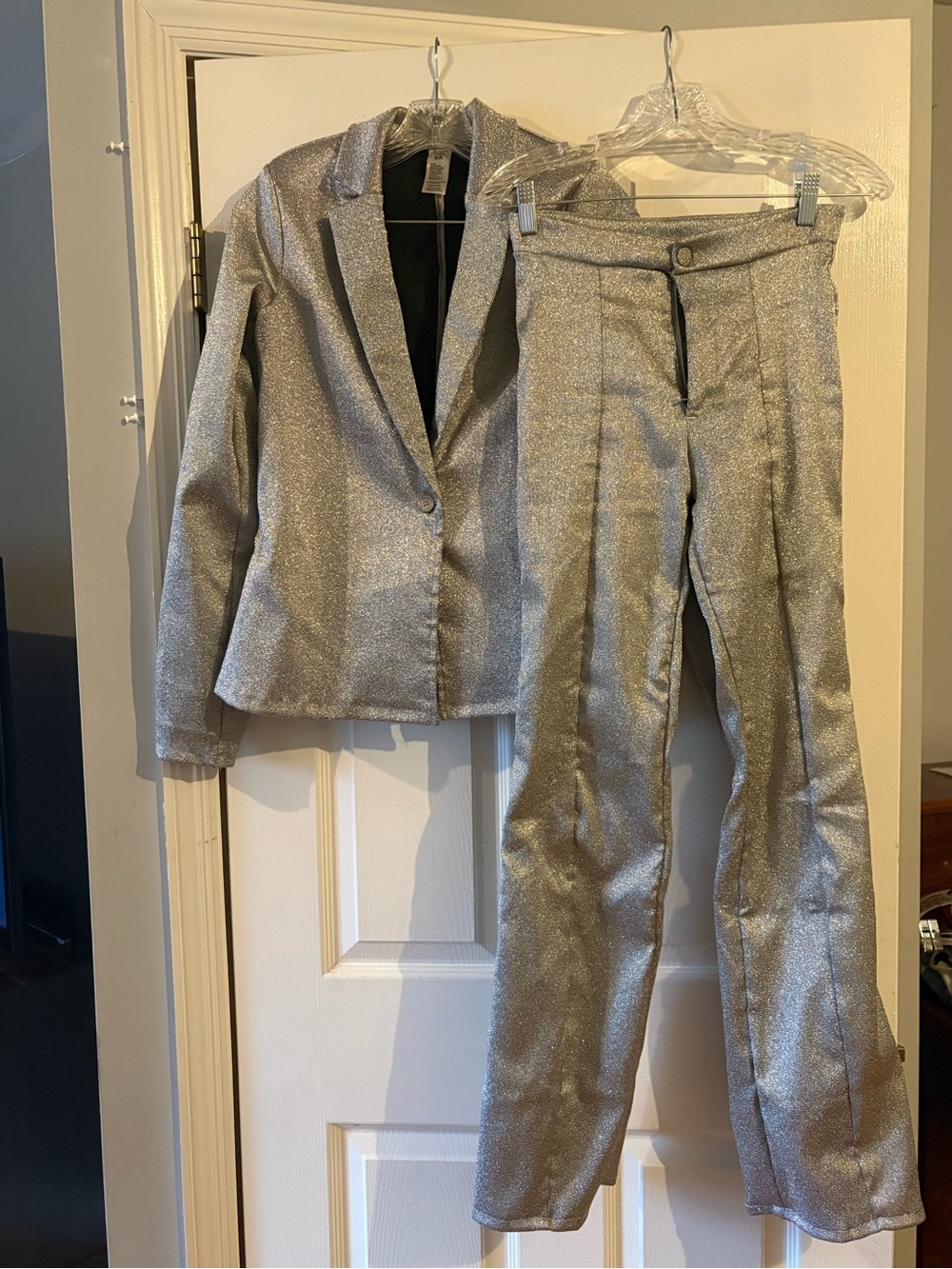 Weissman mixify Metallic Silver Women's Blazer and Pants Set